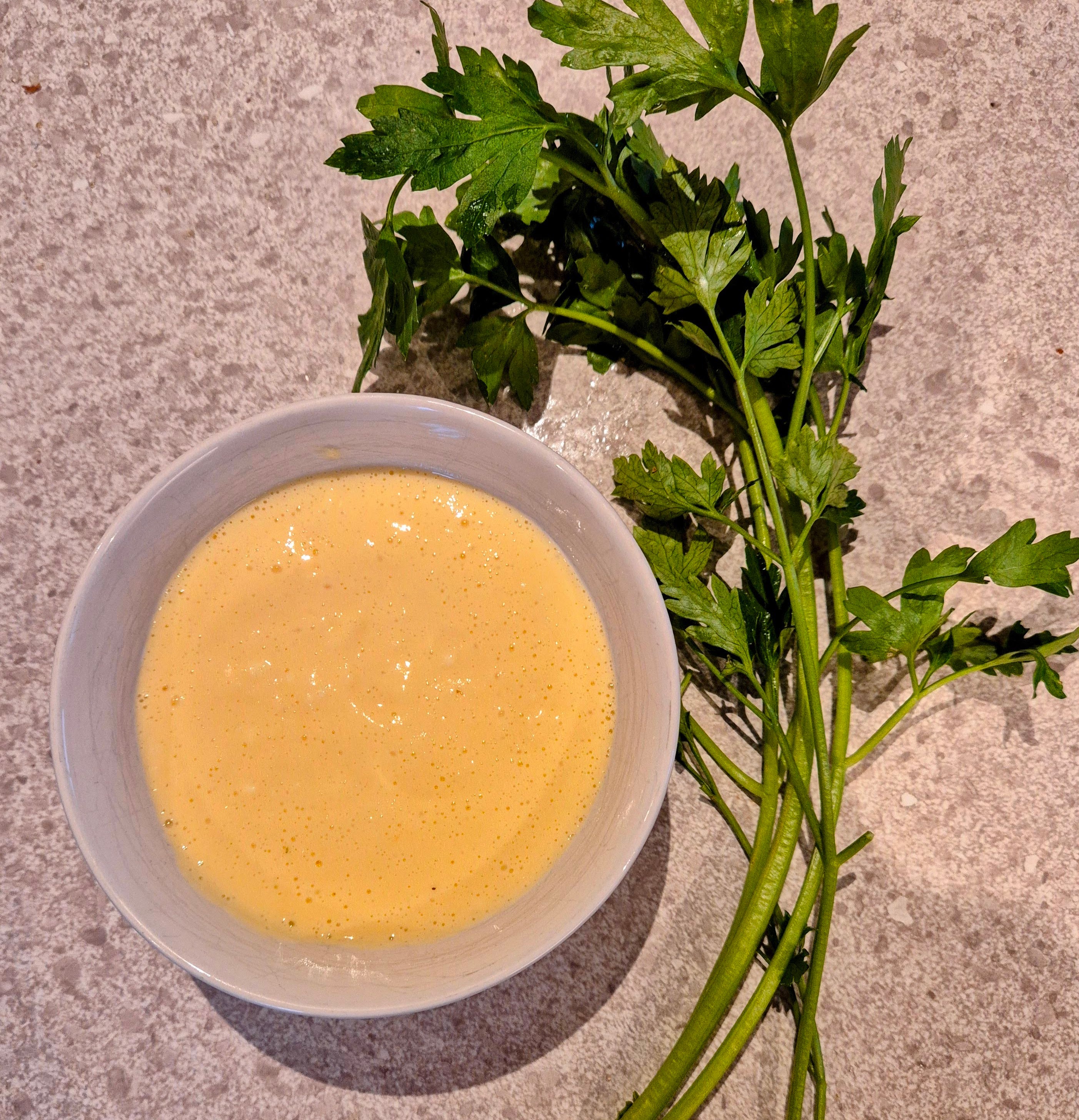 32. Garlic Sauce (Ein geriht)